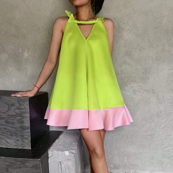 Green- pink elegant Women's Sleeveless Ruffle Hem Mini dress - Picture 3 of 10